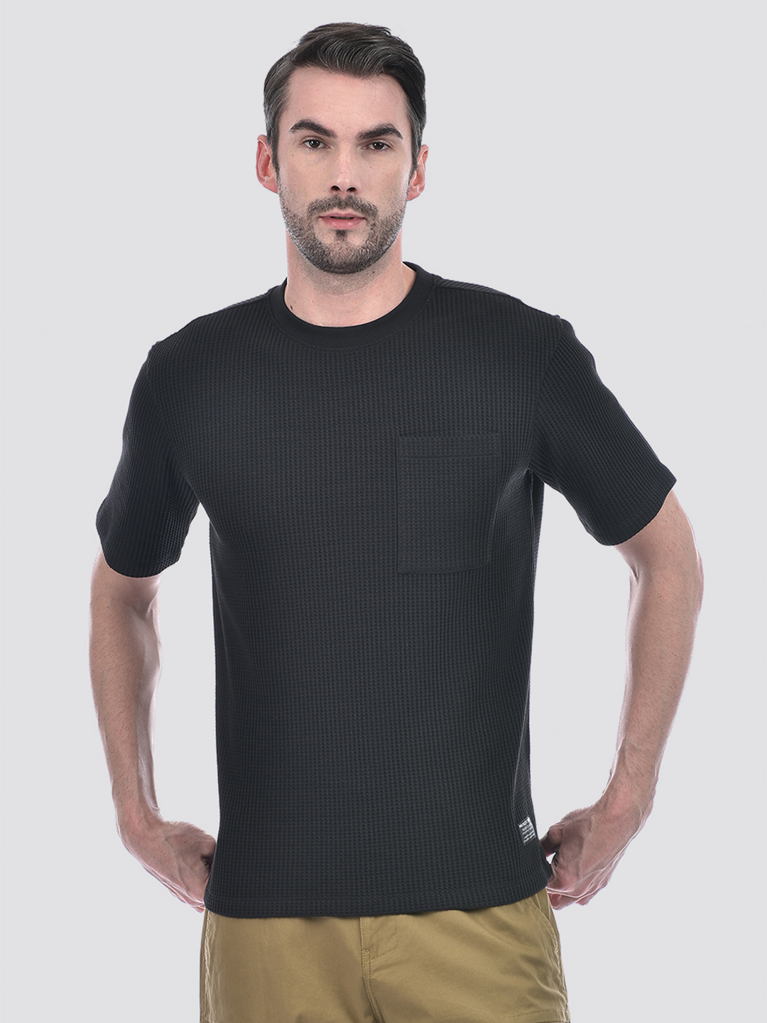 Numero Uno Men Black Textured Pocket T-Shirt